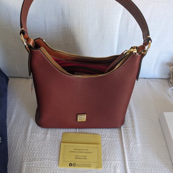 Dooney and Bourke NWT Purse w/ matching wallet - Picture 5 of 7